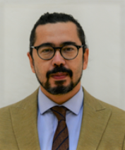 YAVUZ SELVİ